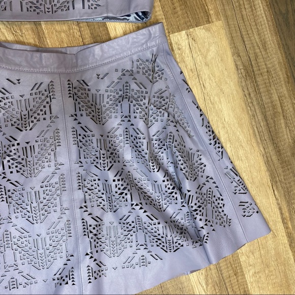 Parker Leather Filomena Laser Cut Set - Picture 5 of 12